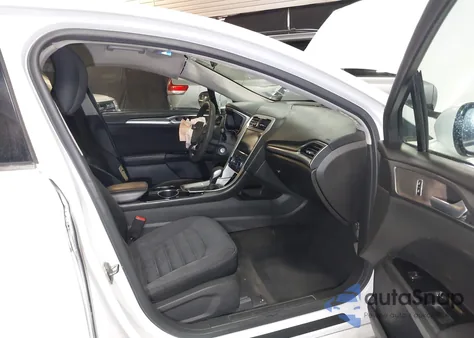 2013 Ford Fusion Hybrid Se z USA, uszkodzony, nr VIN 3FA6P0LUXDR328767